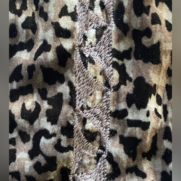 Johnny Was JWLA Sz XL Animal Print Velvet Jogger Silk Blend Pull On Embroidered - Picture 4 of 10